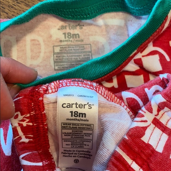 Carters holiday PJ set. Used, good condition. - Picture 4 of 5